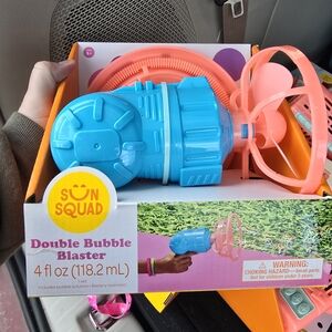 Sun Squad Bubble Blaster - Blue and Orange